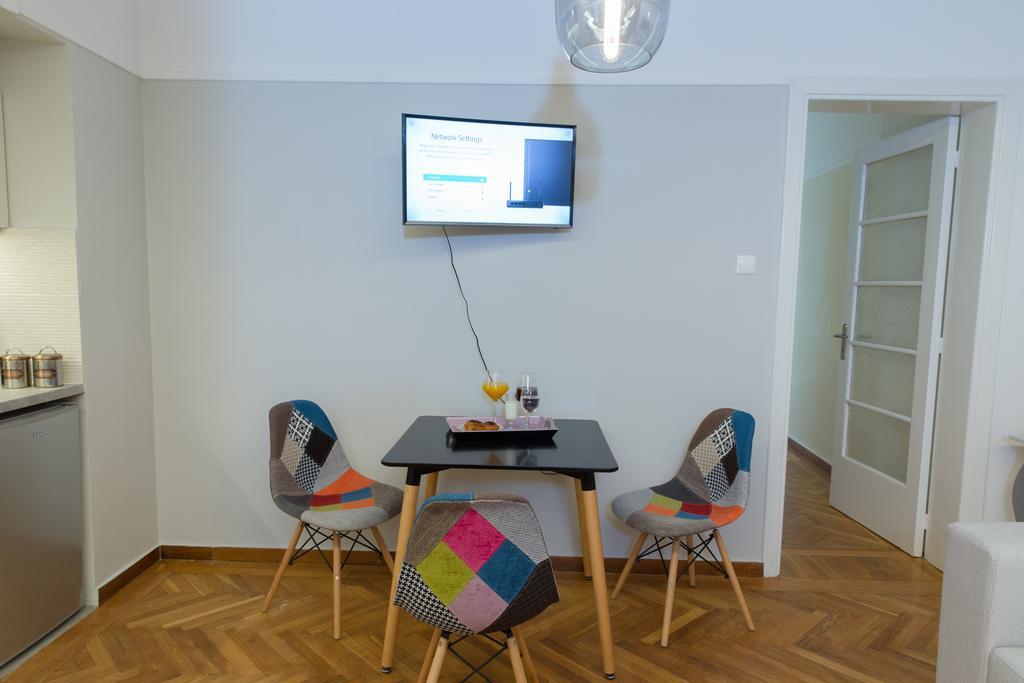 Apartamento Hellenic Hospitality House Atenas Exterior foto