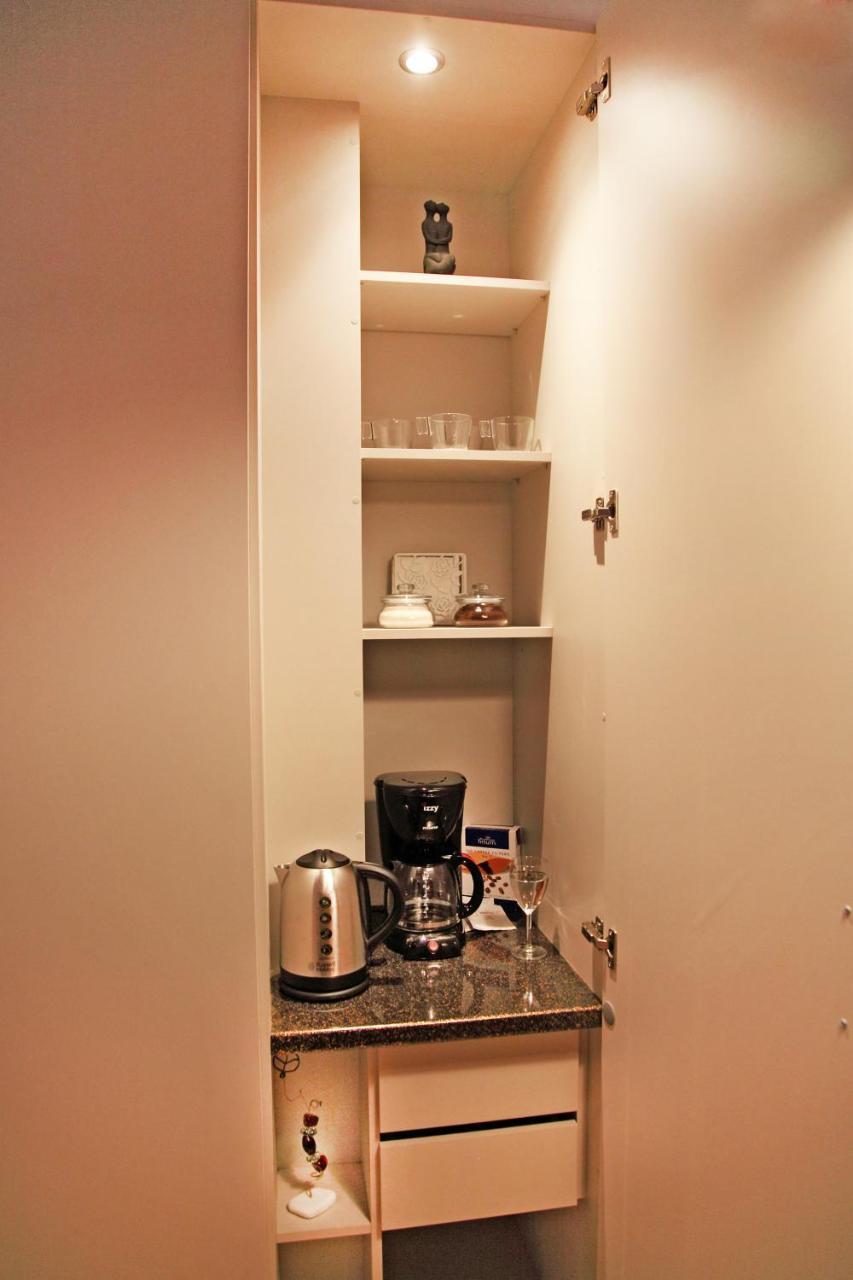 Apartamento Hellenic Hospitality House Atenas Exterior foto