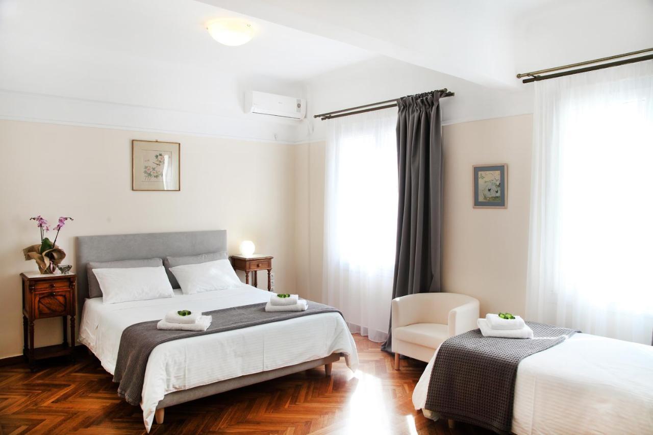 Apartamento Hellenic Hospitality House Atenas Exterior foto